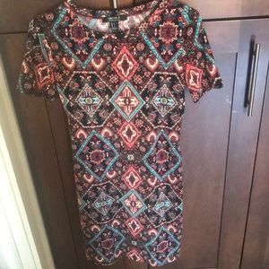 FOREVER 21 AZTEC PRINT DRESS